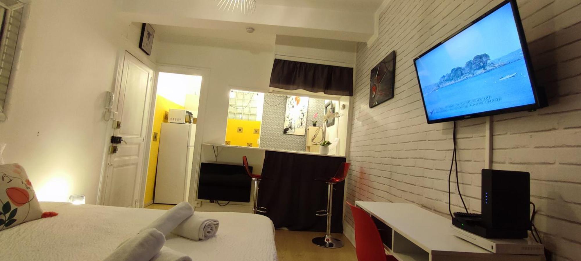 Cosy-2 Pers-Coeur De Ville-Proche Bd Pyrenees Pau Eksteriør billede